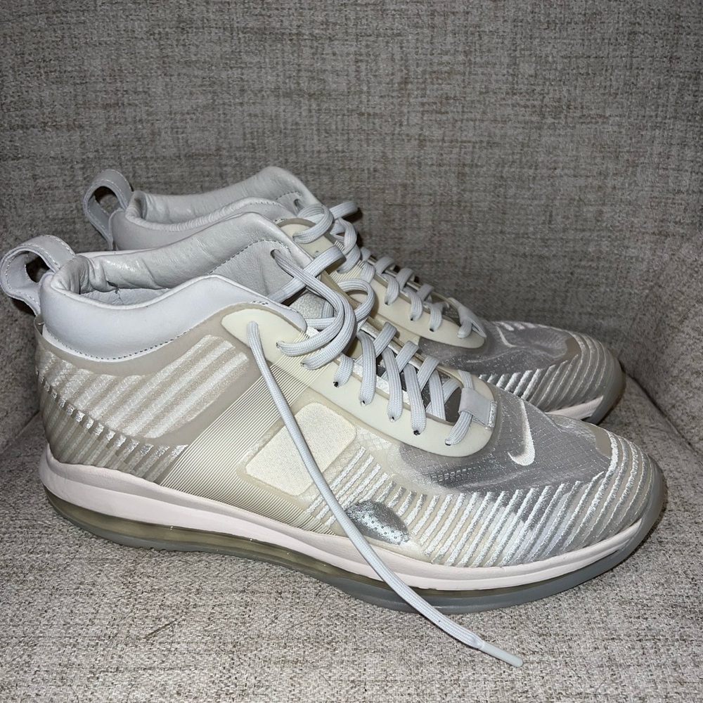 LeBron James x John Elliott sneakers - Picture 6 of 7